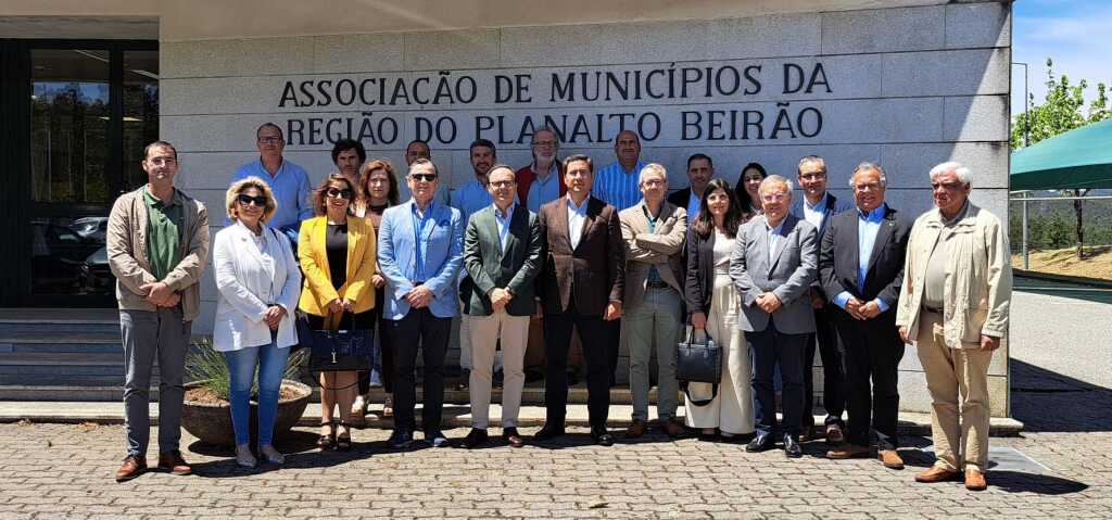 Representantes do Município de Tábua visitaram as instalações da Associação de Municípios da Região do Planalto Beirão