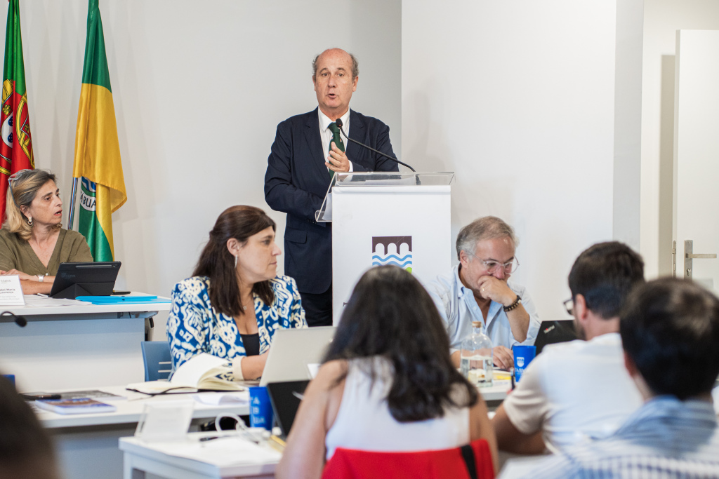 Assembleia Municipal promove reflexão sobre a Arquitetura do Poder Local